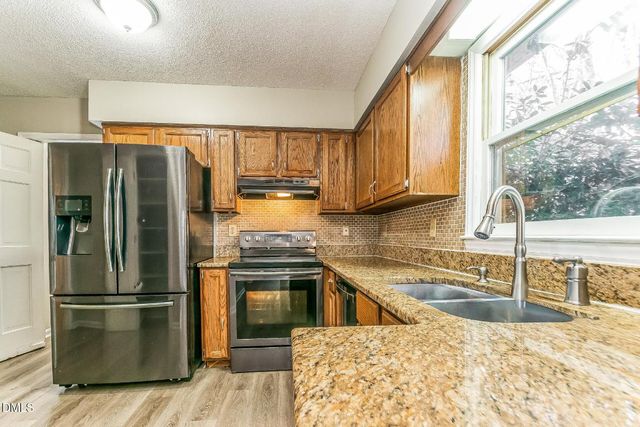 812 Sanderson Drive, Durham, NC 27704