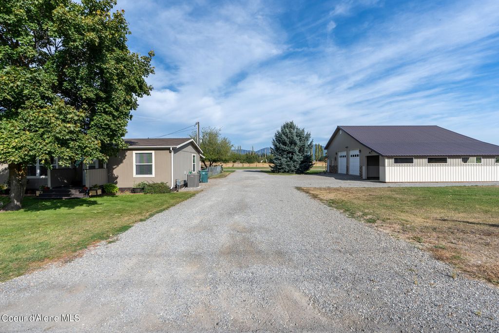 13559 W PRAIRIE AVE, Post Falls, ID 83854