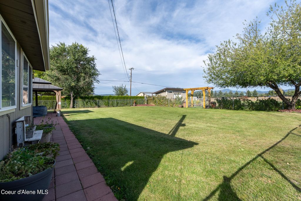 13559 W PRAIRIE AVE, Post Falls, ID 83854 photo 10