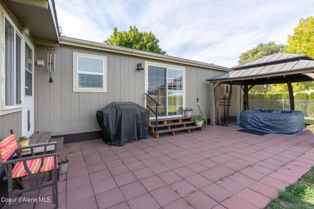 13559 W PRAIRIE AVE, Post Falls, ID 83854 photo 11