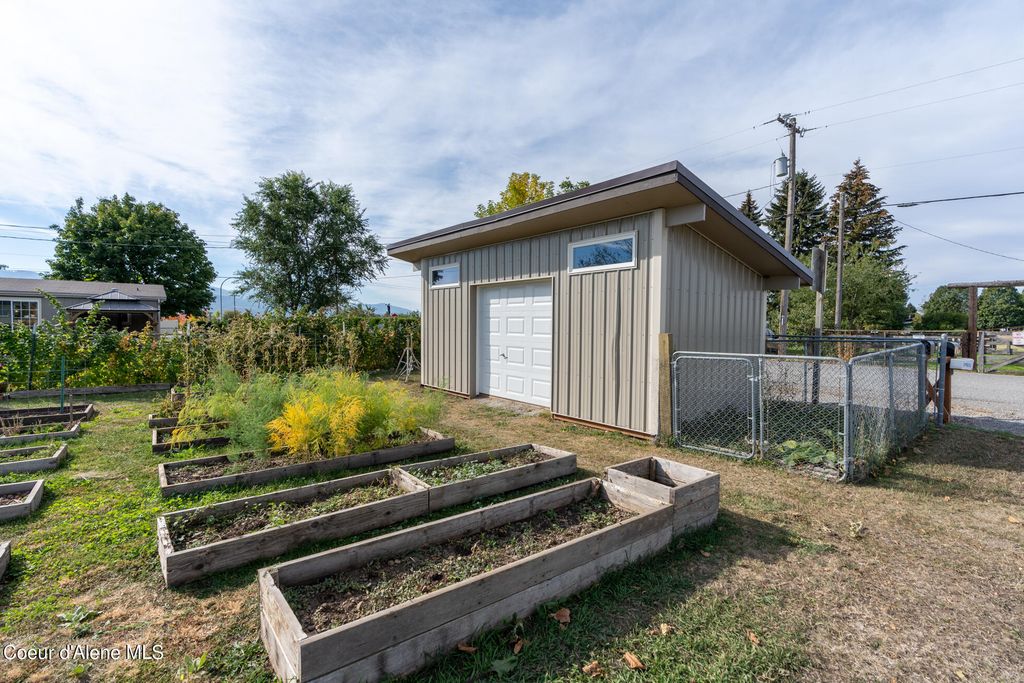 13559 W PRAIRIE AVE, Post Falls, ID 83854 photo 17