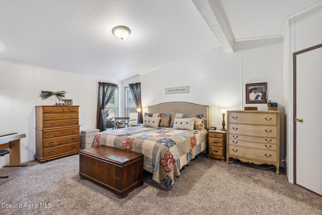 13559 W PRAIRIE AVE, Post Falls, ID 83854 photo 38