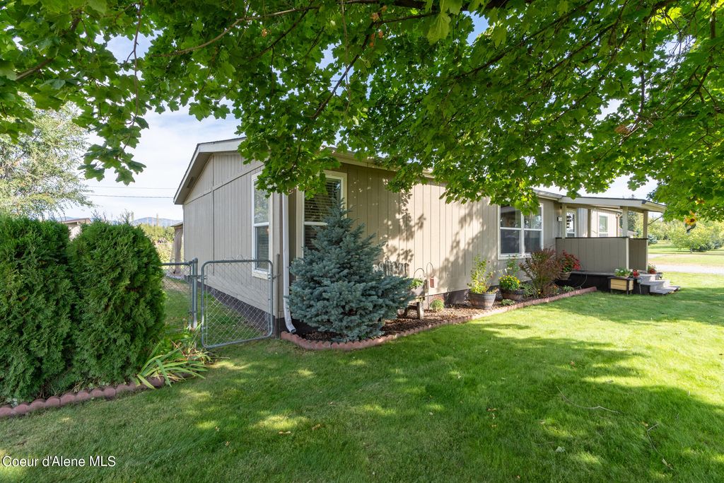 13559 W PRAIRIE AVE, Post Falls, ID 83854 photo 4