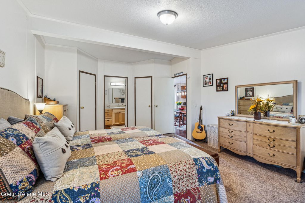 13559 W PRAIRIE AVE, Post Falls, ID 83854 photo 40