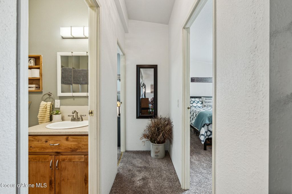 13559 W PRAIRIE AVE, Post Falls, ID 83854 photo 42