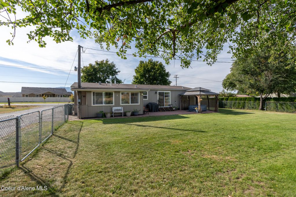 13559 W PRAIRIE AVE, Post Falls, ID 83854 photo 9