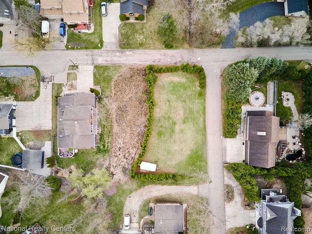 4442 Borland Street, West Bloomfield, MI 48323