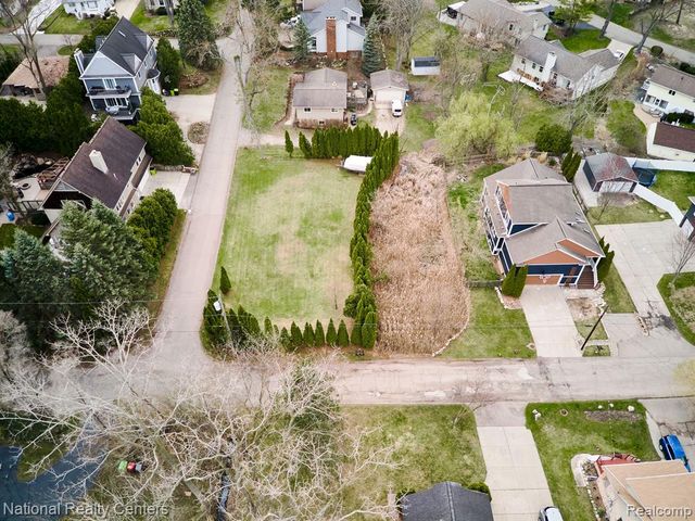 4442 Borland Street, West Bloomfield, MI 48323