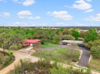 312 Gerald DR, Blanco, TX 78606