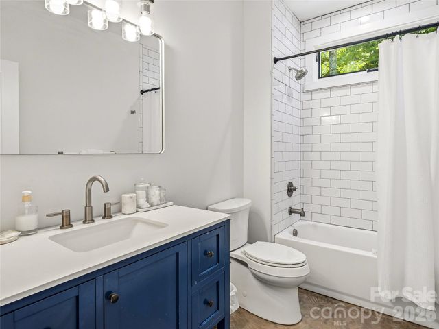 252 & 254 Shope Creek Road, Asheville, NC 28805