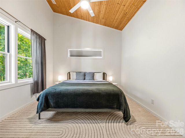 252 & 254 Shope Creek Road, Asheville, NC 28805