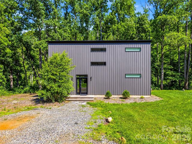 252 & 254 Shope Creek Road, Asheville, NC 28805