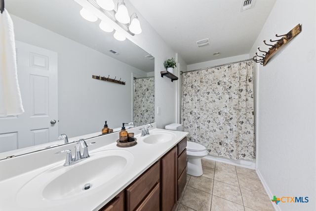 1445 Jordan Crossing, New Braunfels, TX 78130