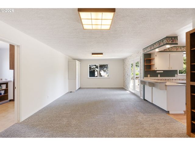 3507 E MAIN St, Hillsboro, OR 97123