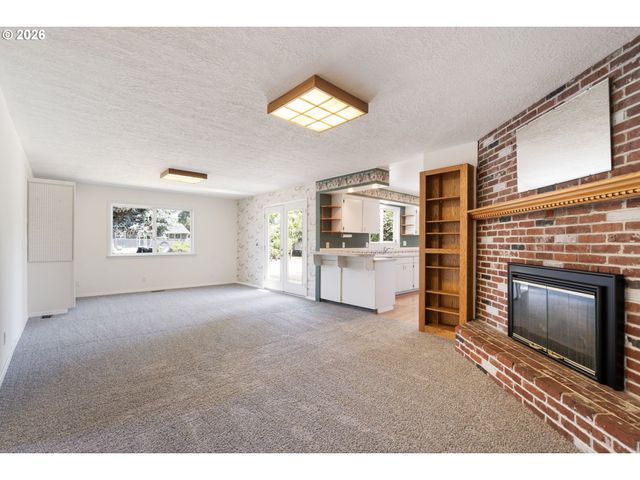 3507 E MAIN St, Hillsboro, OR 97123