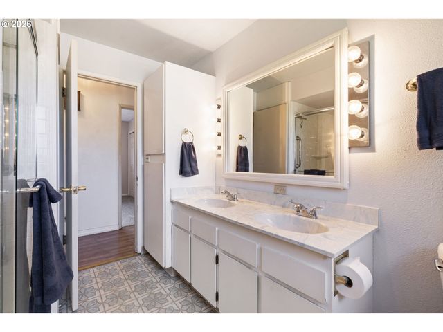 3507 E MAIN St, Hillsboro, OR 97123