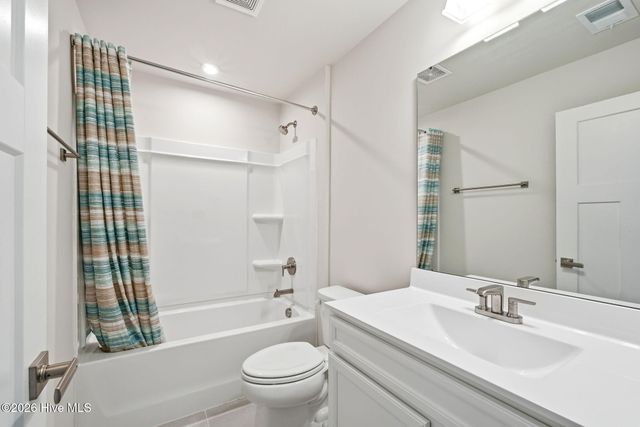 3171 Edgehill Drive, Navassa, NC 28451