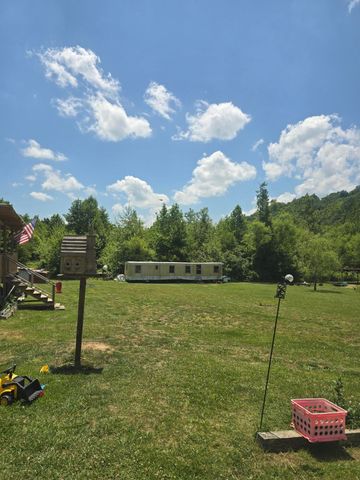 5425 S Ky 233, Gray, KY 40734