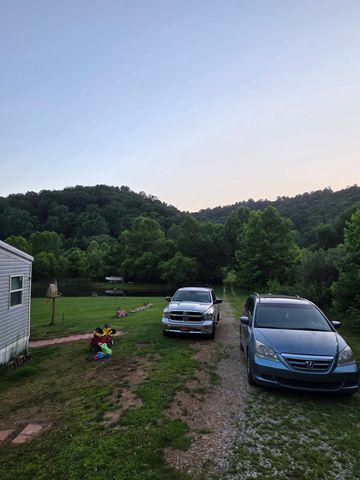 5425 S Ky 233, Gray, KY 40734