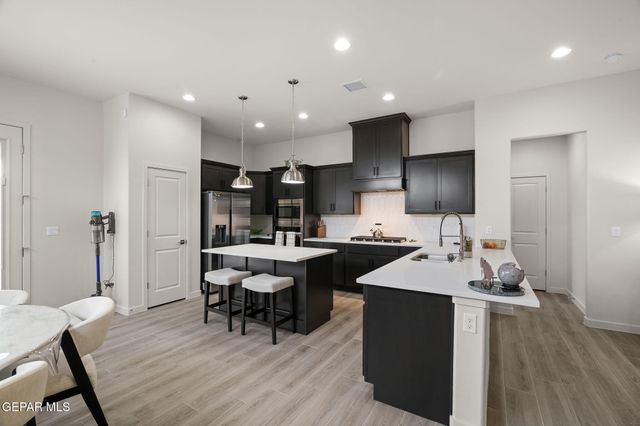 1815 CIMARRON PARK Drive, El Paso, TX 79911