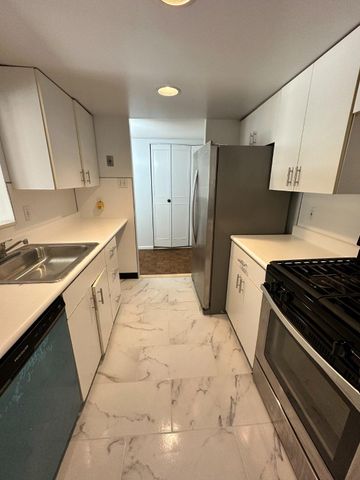 100 WEST AVE, Jenkintown, PA 19046