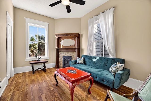 513 E Henry Street, Savannah, GA 31401