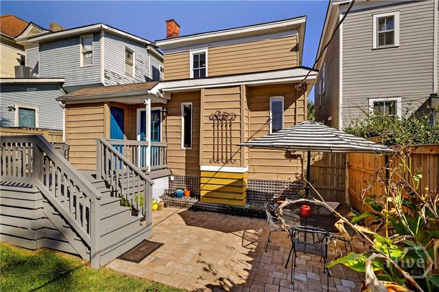 513 E Henry Street, Savannah, GA 31401