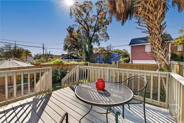 513 E Henry Street, Savannah, GA 31401