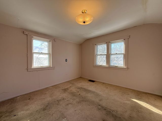 4040 Rose Avenue, Lyons, IL 60534