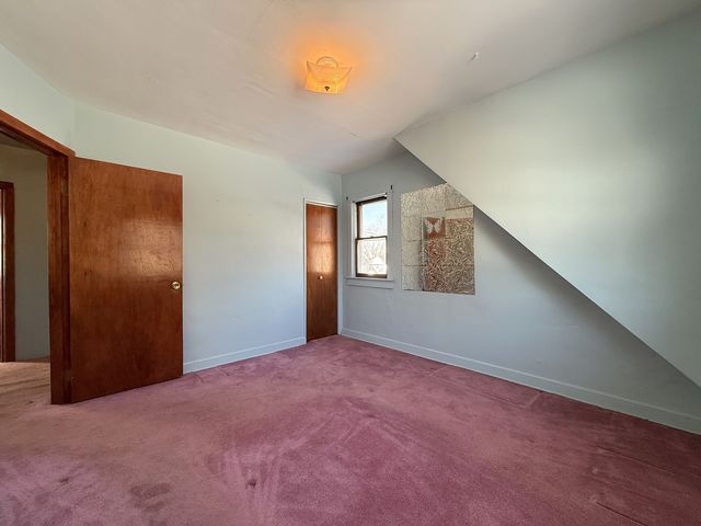 4040 Rose Avenue, Lyons, IL 60534