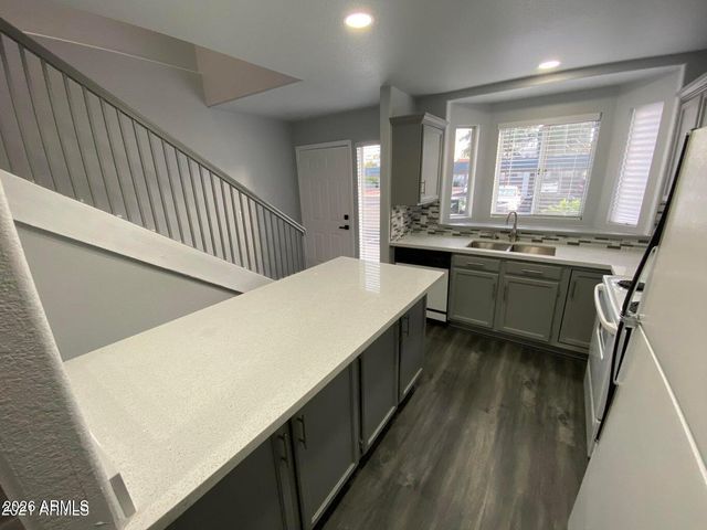 220 N 22nd Place 1054, Mesa, AZ 85213