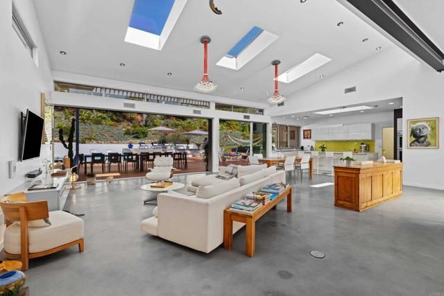 6672 Avenida Andorra, La Jolla (san Diego), CA 92037