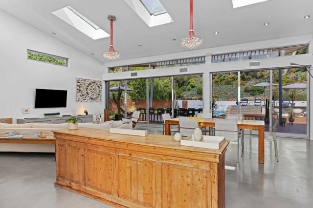 6672 Avenida Andorra, La Jolla (san Diego), CA 92037