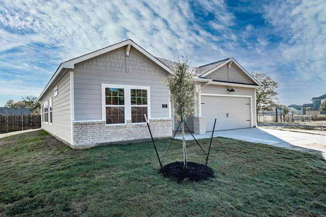 227 Faith Lane, Tioga, TX 76271
