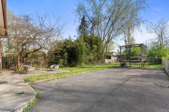 393 Watchung Ave, North Plainfield Boro, NJ 07060
