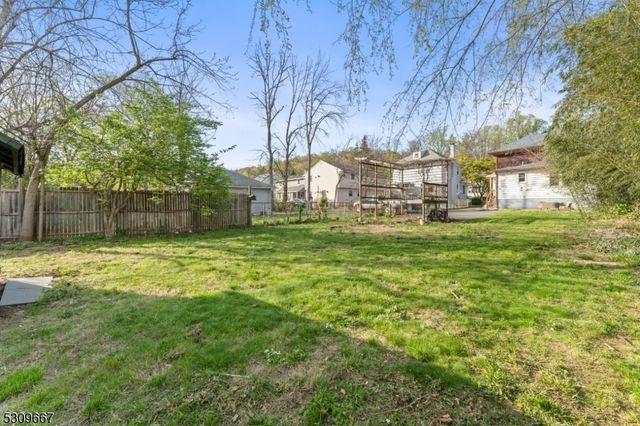393 Watchung Ave, North Plainfield Boro, NJ 07060
