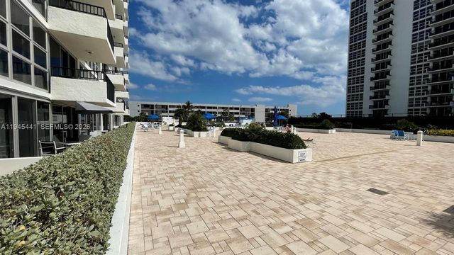 531 N Ocean Blvd 404, Pompano Beach, FL 33062