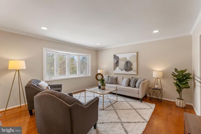 6462 HONEY TREE CT, Burke, VA 22015