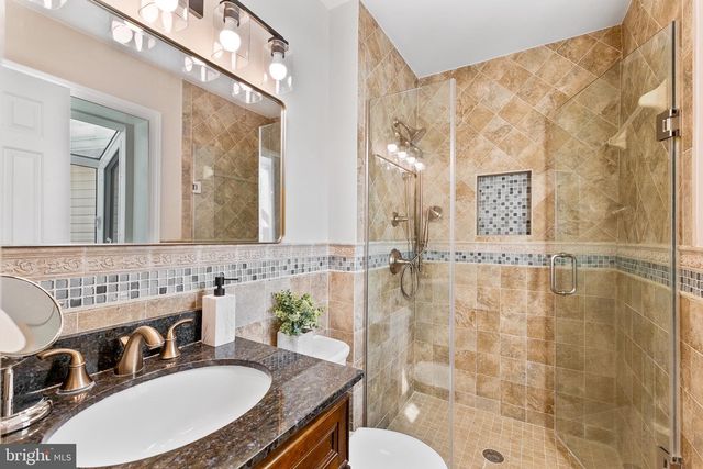 6462 HONEY TREE CT, Burke, VA 22015