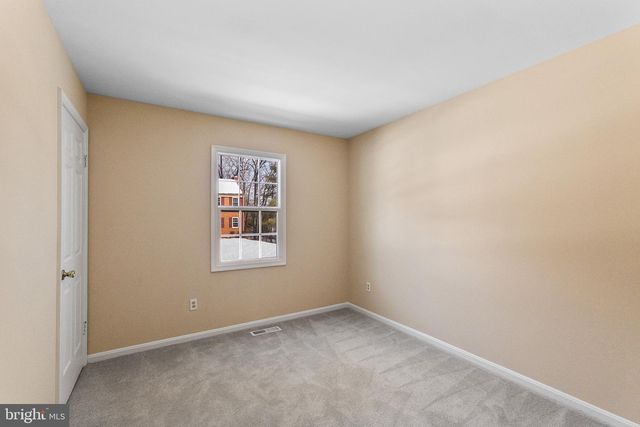 6462 HONEY TREE CT, Burke, VA 22015