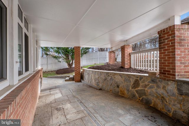 6462 HONEY TREE CT, Burke, VA 22015