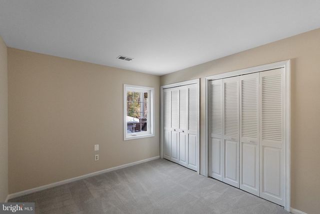 6462 HONEY TREE CT, Burke, VA 22015