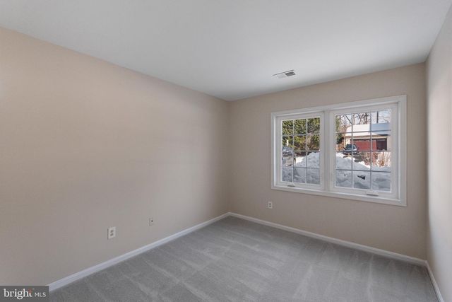 6462 HONEY TREE CT, Burke, VA 22015