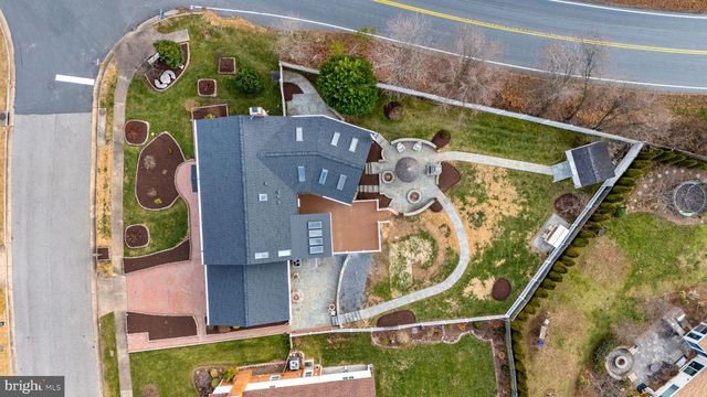 6462 HONEY TREE CT, Burke, VA 22015