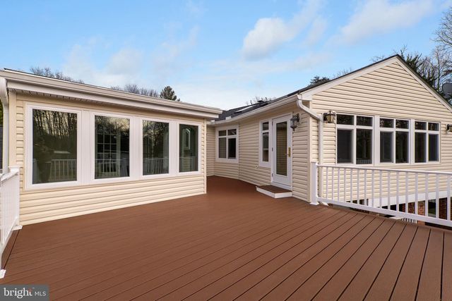 6462 HONEY TREE CT, Burke, VA 22015