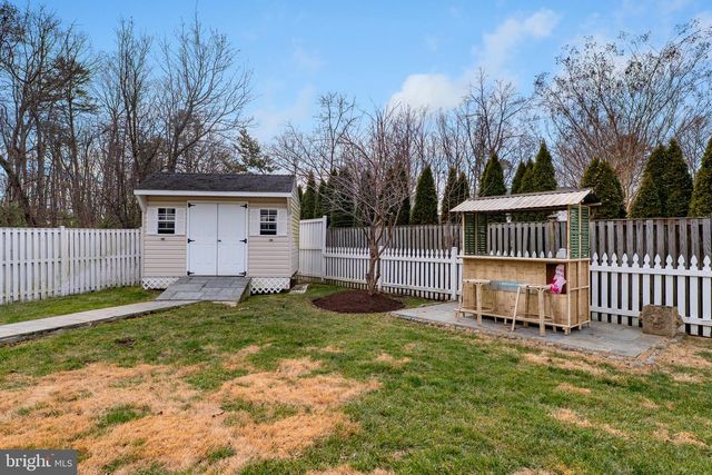 6462 HONEY TREE CT, Burke, VA 22015