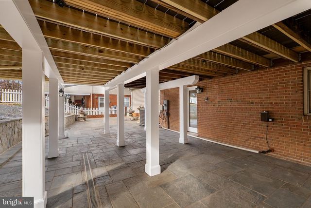 6462 HONEY TREE CT, Burke, VA 22015