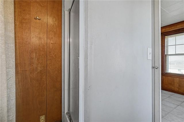 4925 Metropolitan Avenue, Kansas City, KS 66106