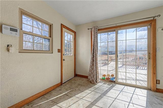 4925 Metropolitan Avenue, Kansas City, KS 66106