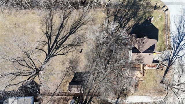 4925 Metropolitan Avenue, Kansas City, KS 66106